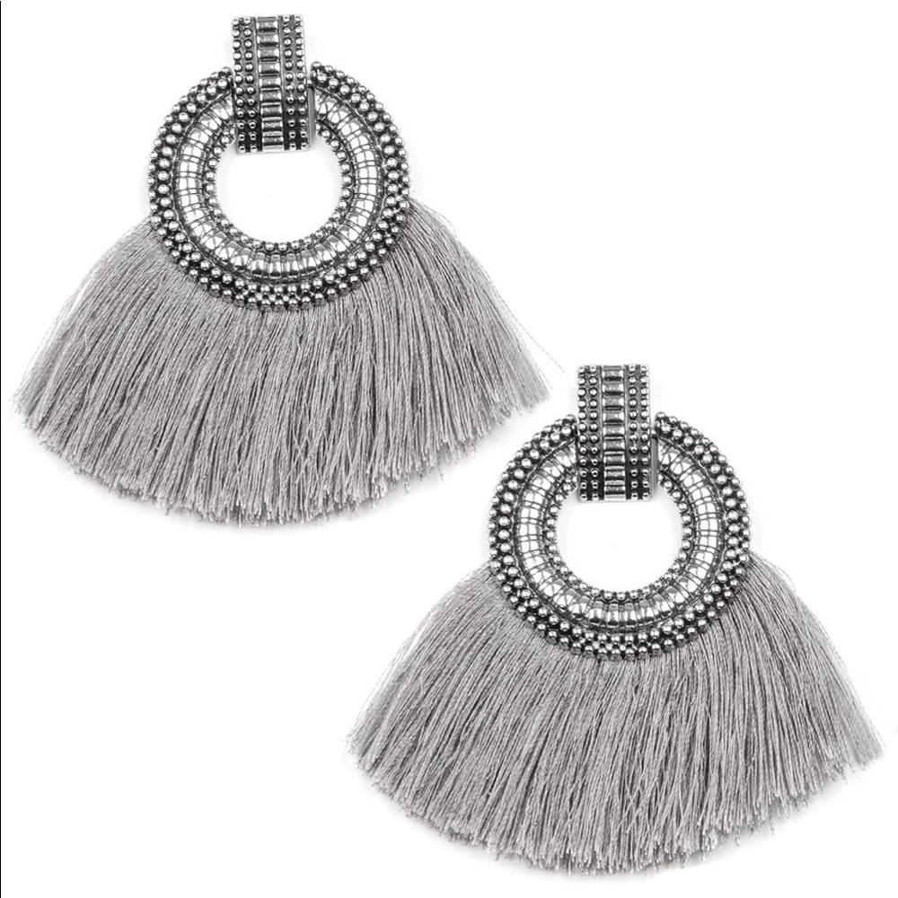 5 for $25 Paparazzi
